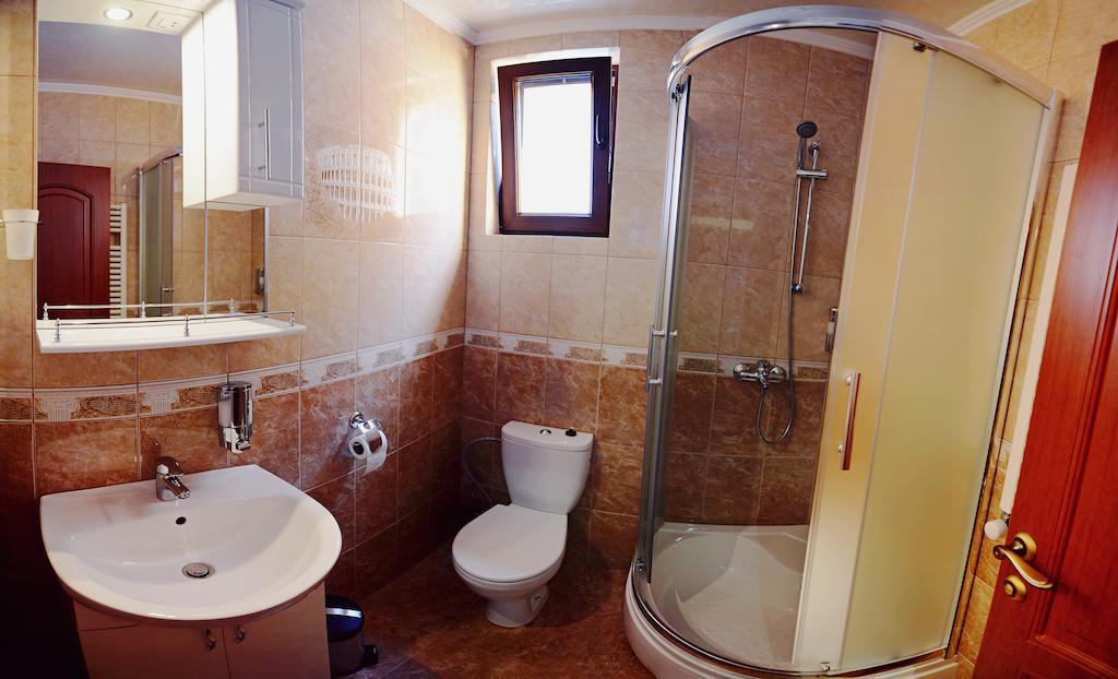 Hotel Afrodita Truskavets Room photo